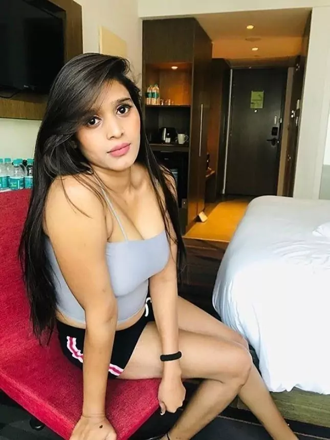 Dhulian Call Girls Near Me